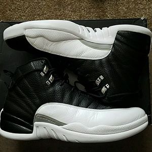 Air Jordan Retro 12 "Playoffs"